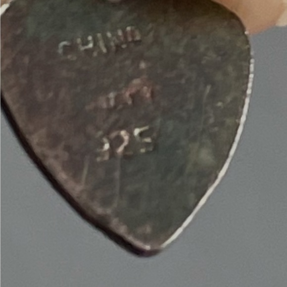 Romantic Heart Shaped Sterling Silver 1950s Bracelet - Picture 3 of 3